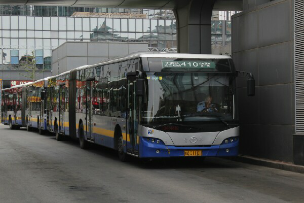 北京410路公交车路线