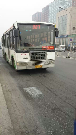 北京327路公交车路线