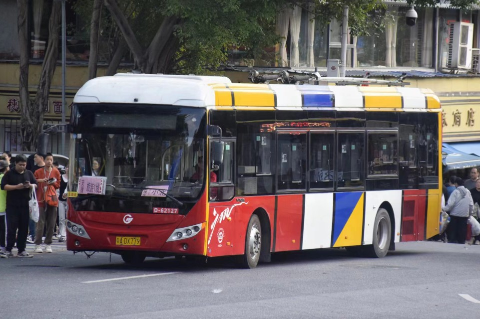 广州旅游公交1线公交车路线