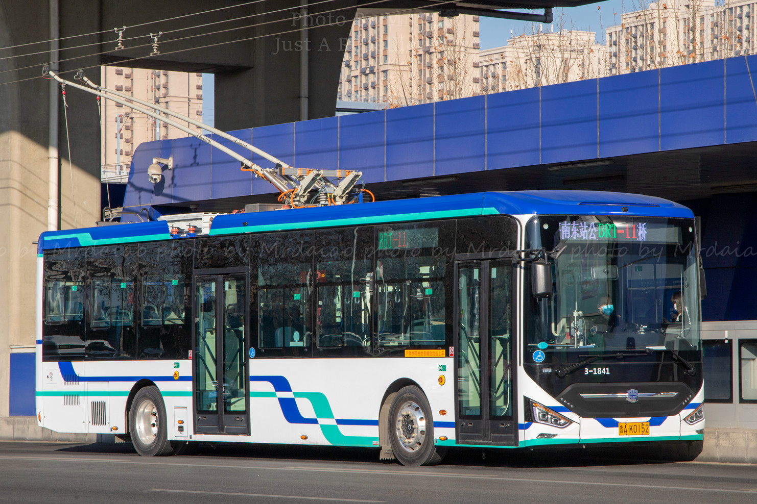 济南BRT11号线公交车路线