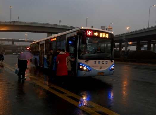 南京141路公交车路线