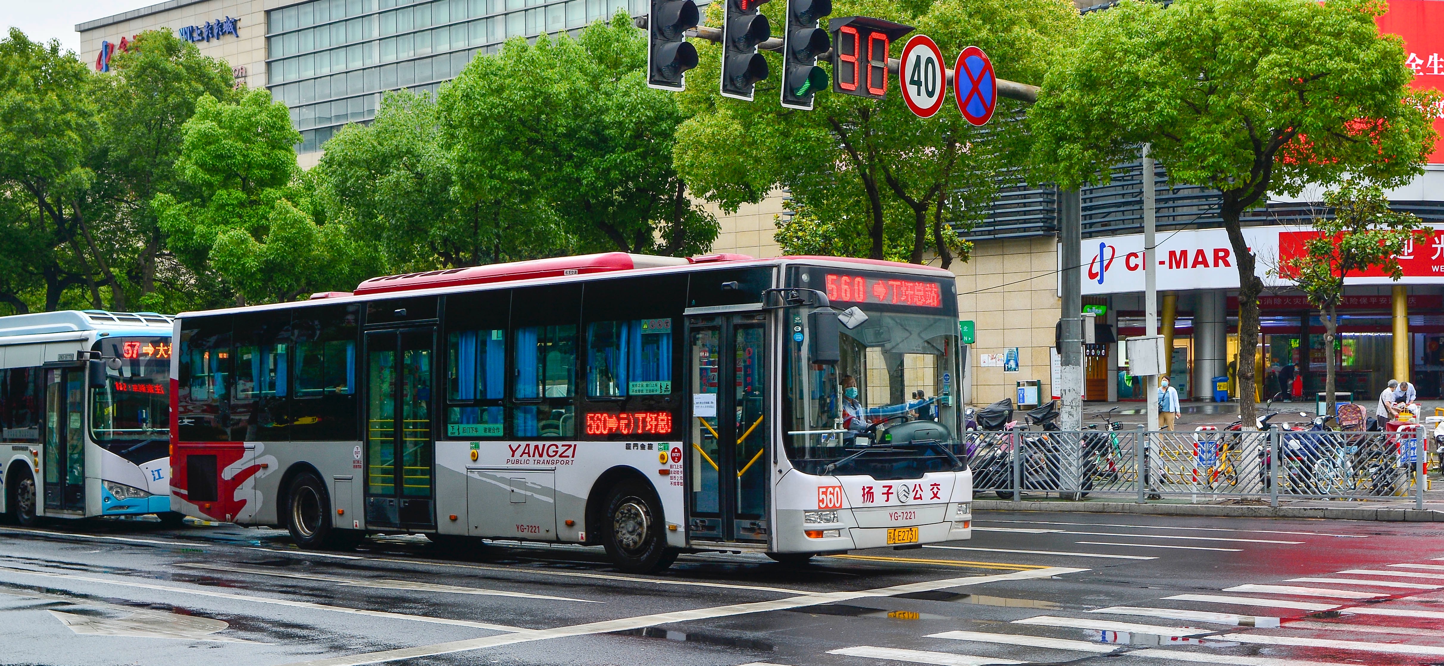 南京560路公交车路线