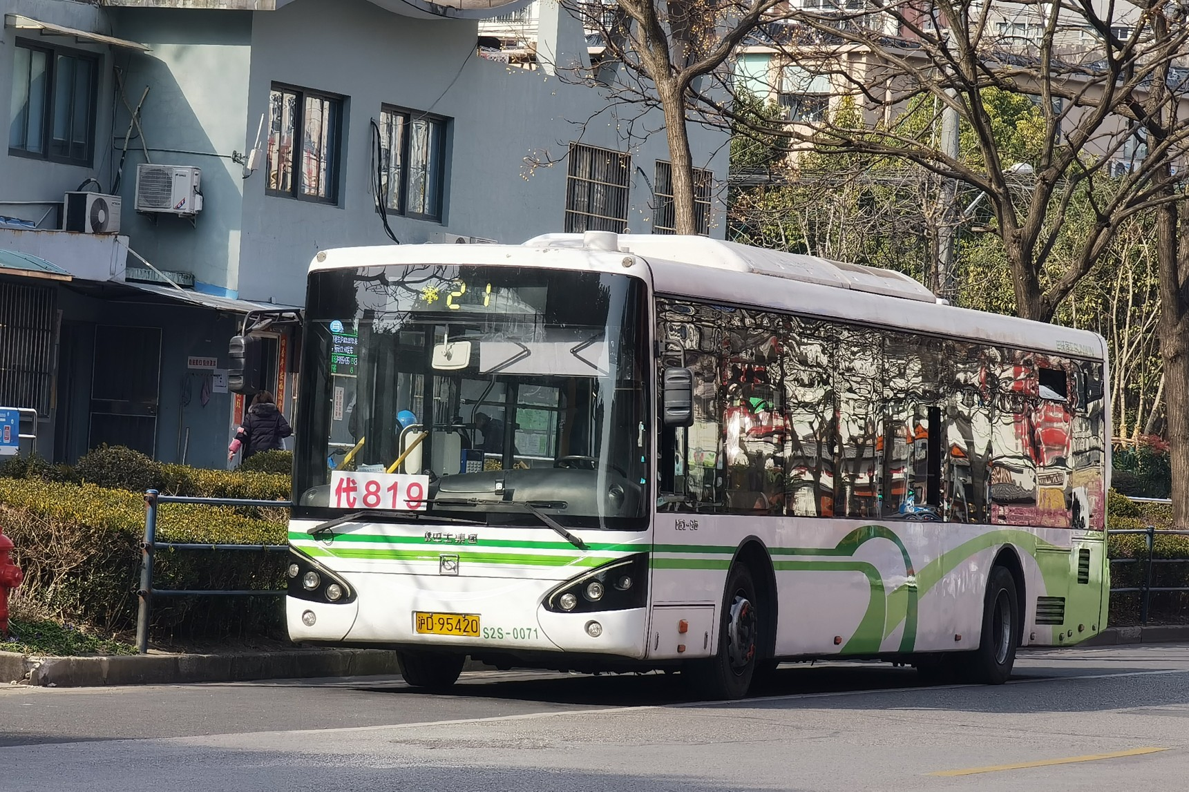 上海819路公交车路线
