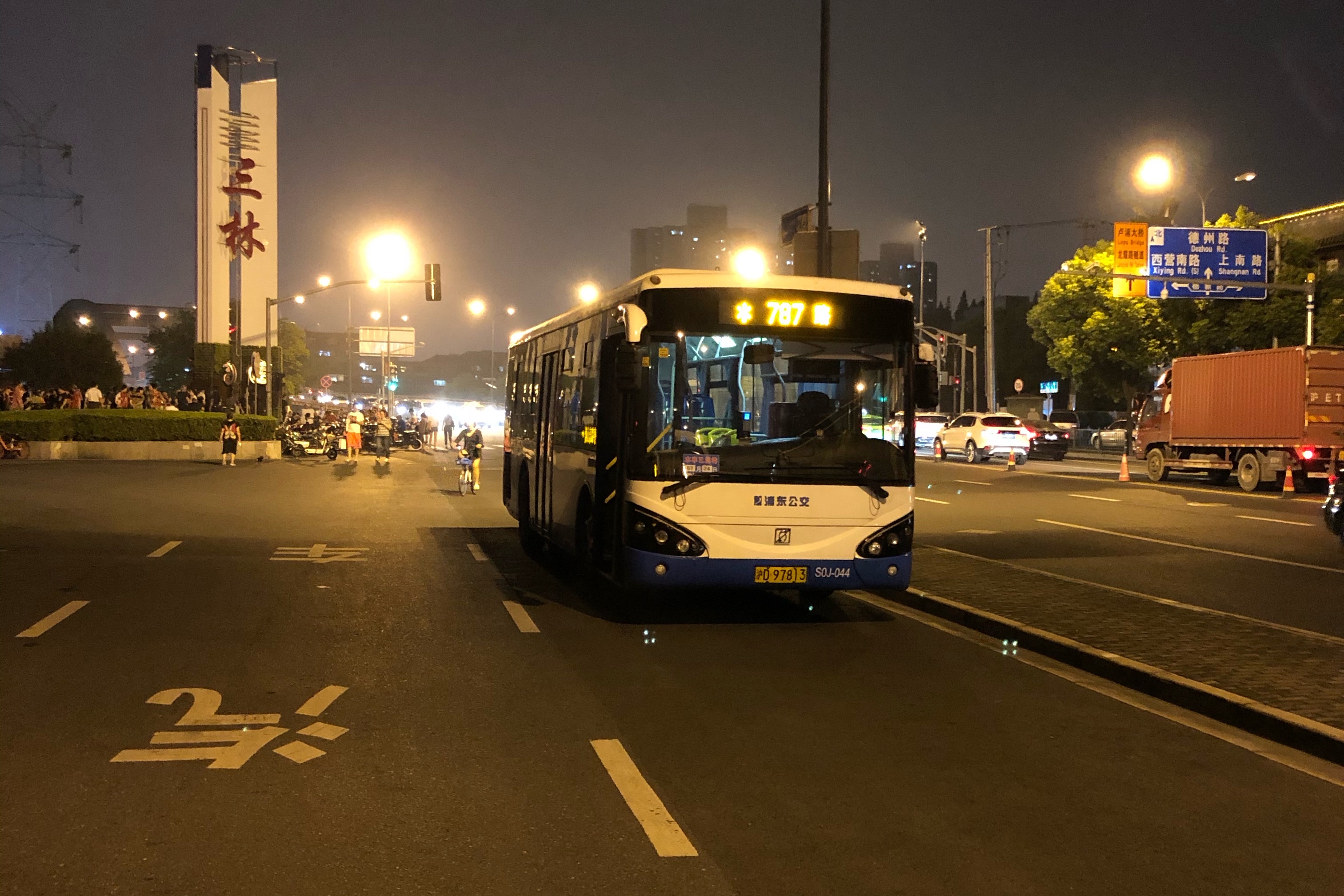 上海787路公交车路线