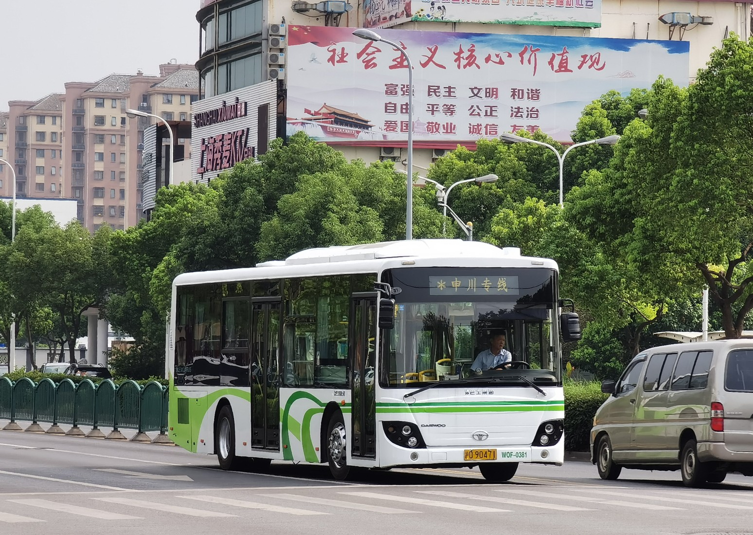 上海申川专线公交车路线