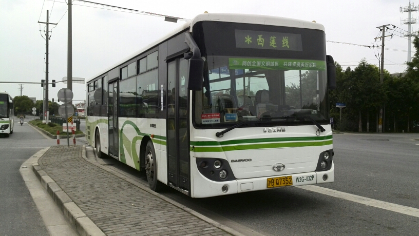 上海西莲线停运公交车路线