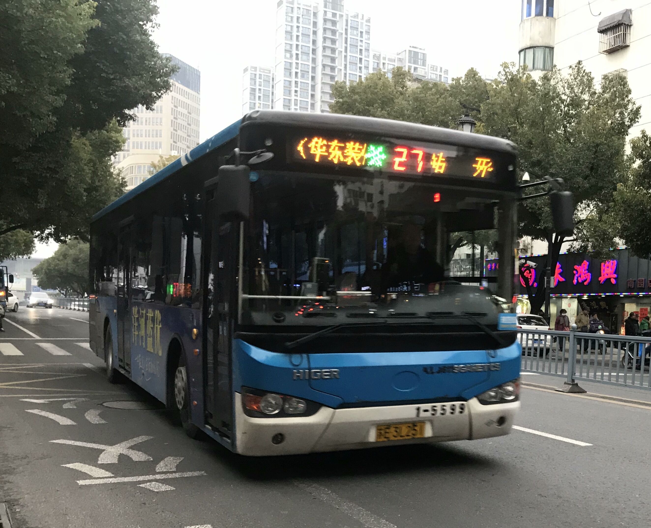 这些公交车你坐过吗？