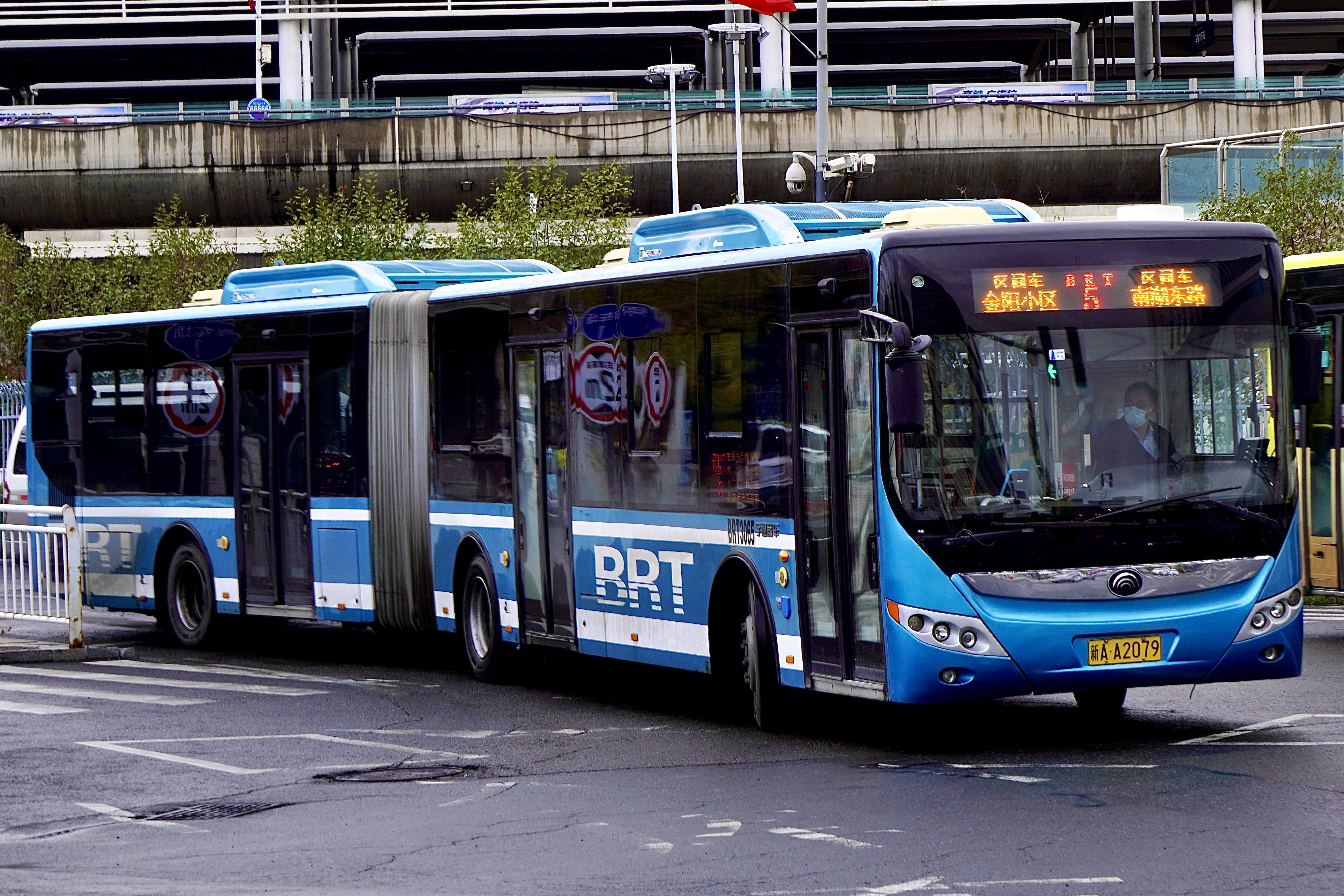 乌鲁木齐BRT5线公交车路线