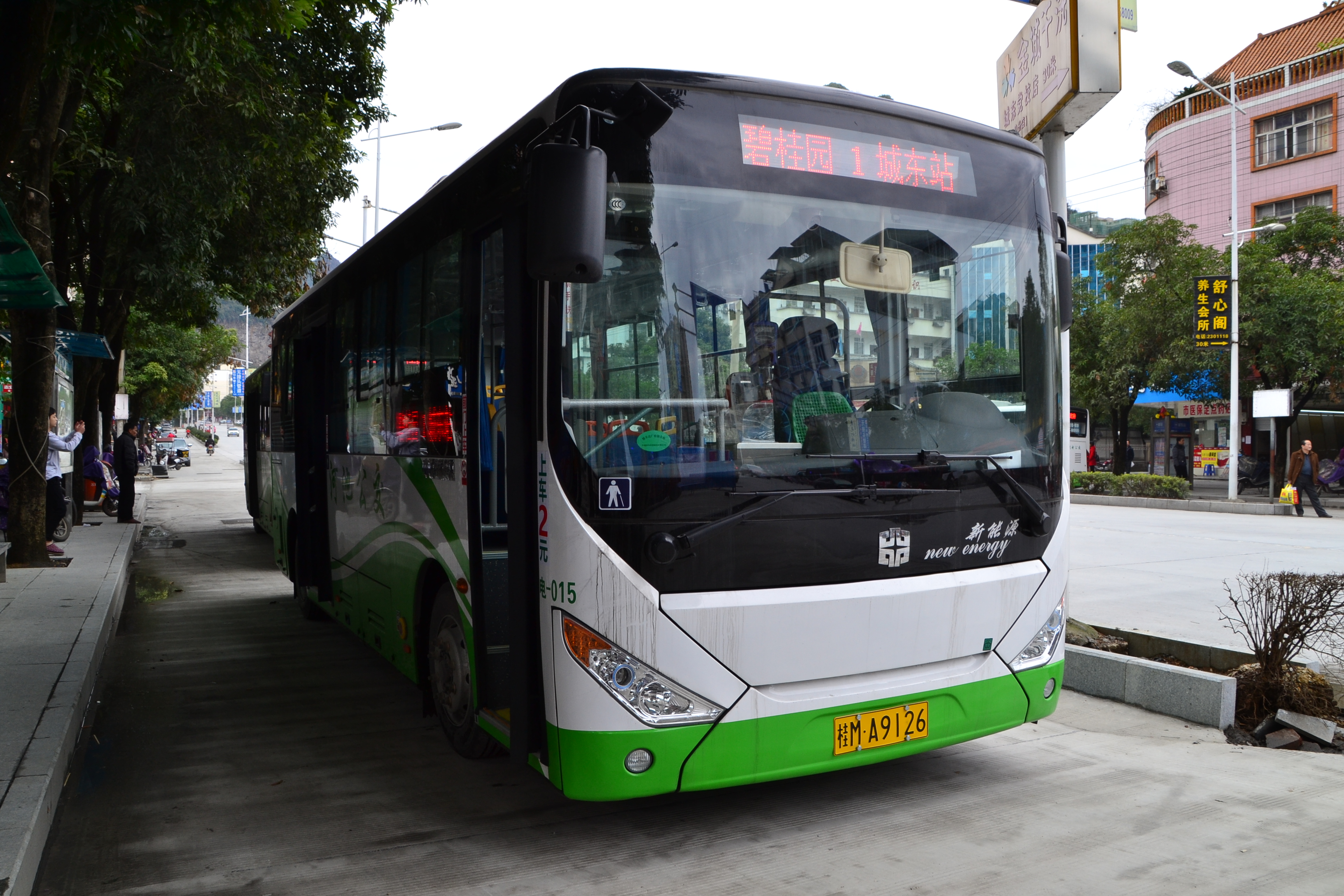 河池金城江區1路城東建材市場區政府公交車路線